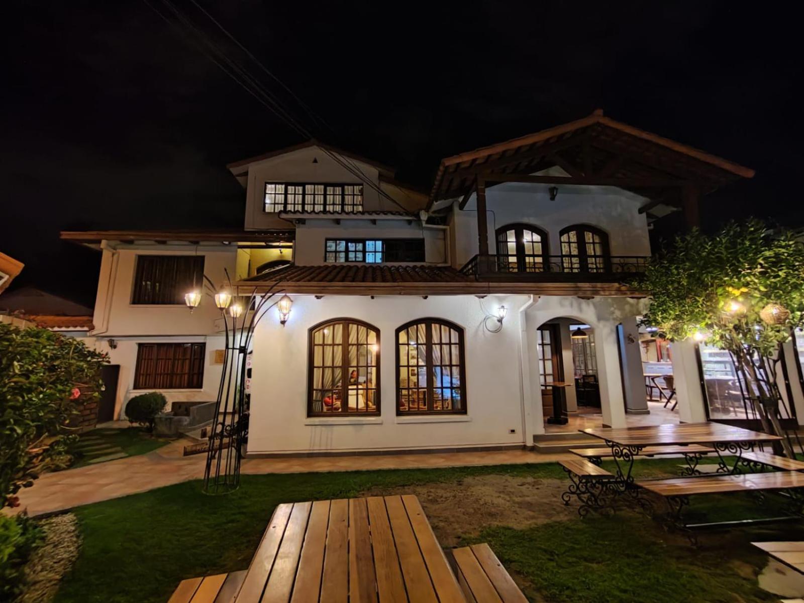 Hotel Boutique La Casa De Margarita コチャバンバ エクステリア 写真